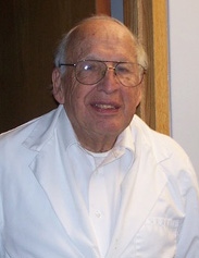 Dentist Dr. Murray Yanver in Medford, MA Yavner Dental Associates